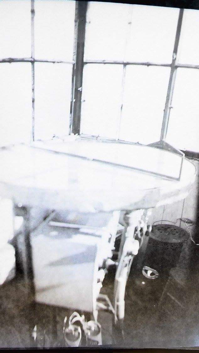 Cabin interior in 1930s