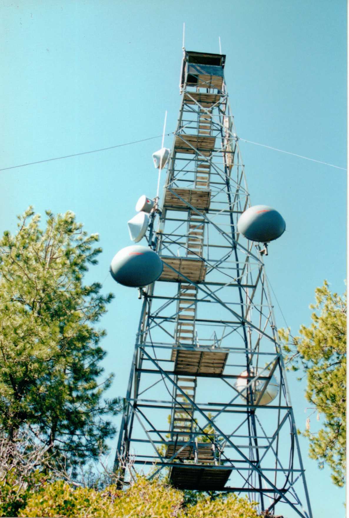 Applegate Butte Lookout 2001