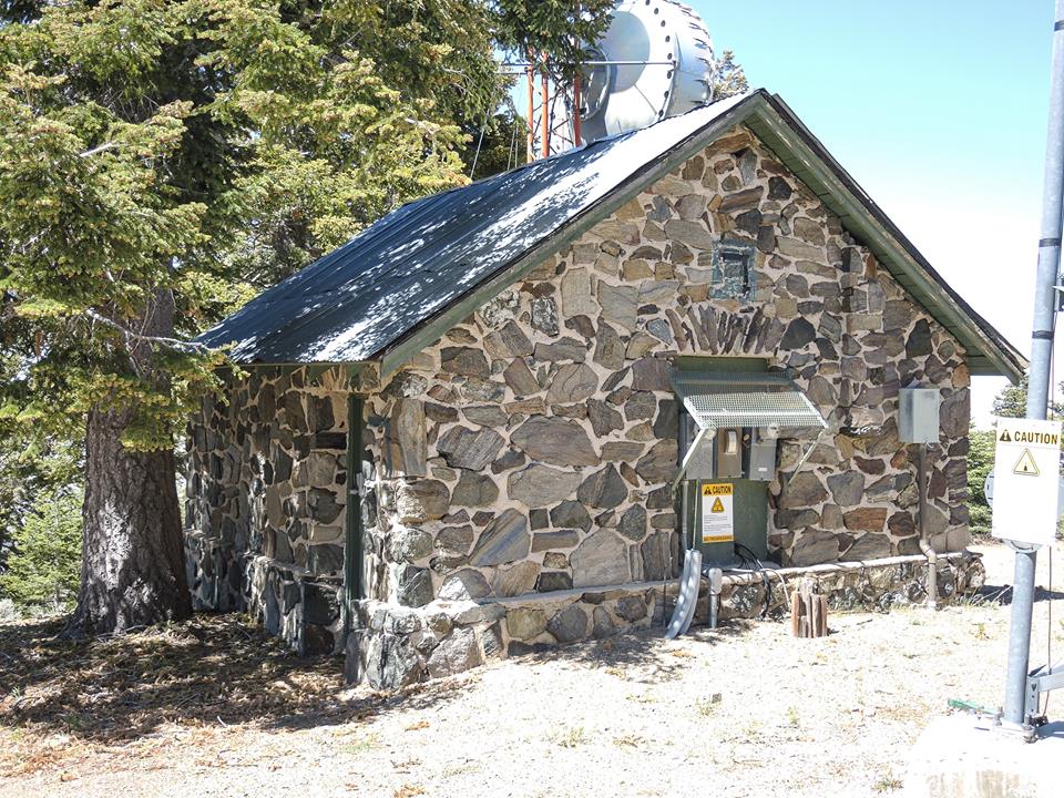 Residence Cabin - Radio Vault