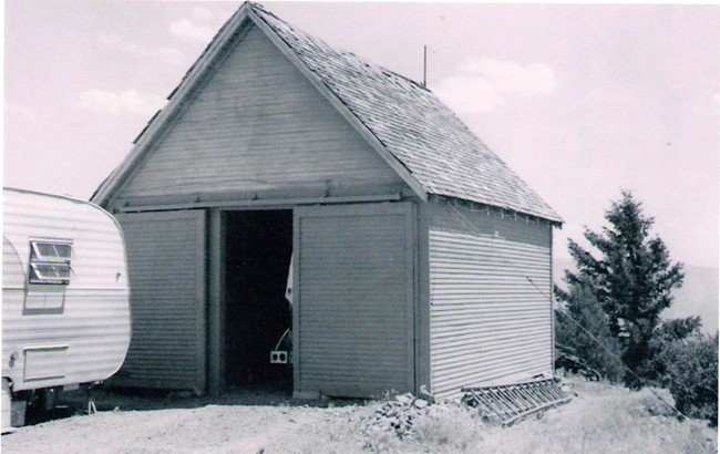Anderson Butte Lookout shed 1959
