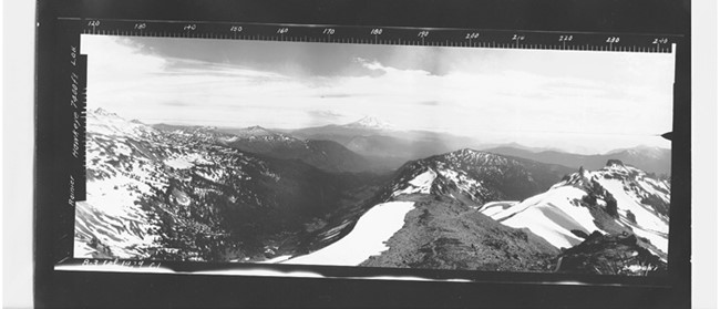 Hawkeye Lookout panoramic 1929 (S)