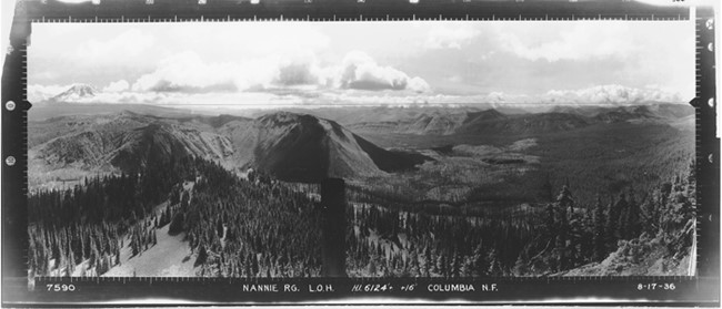 Nannie Peak Lookout panoramic 8-17-1936 (SW)