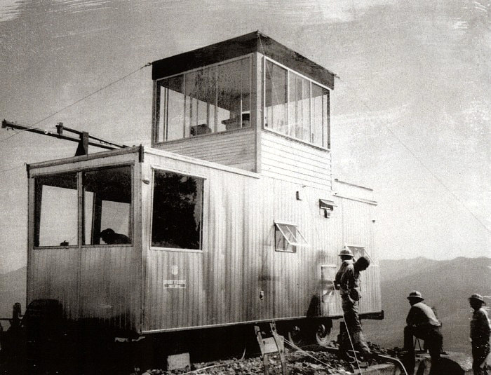 R1M - Region 1 mobile cupola trailer - Circa 1954